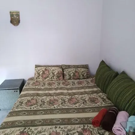 Central Close To The Sea Garden Проживание в семье Варна